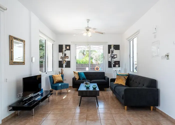 Willow Mandali By Ezoria Vila *