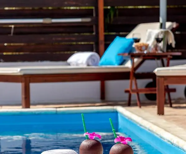 Willow Mandali By Ezoria Vila Protaras