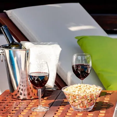 Willow Mandali By Ezoria Villa *