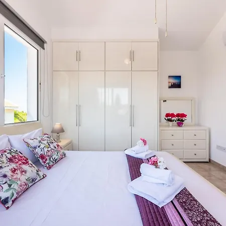 Willow Mandali By Ezoria Villa